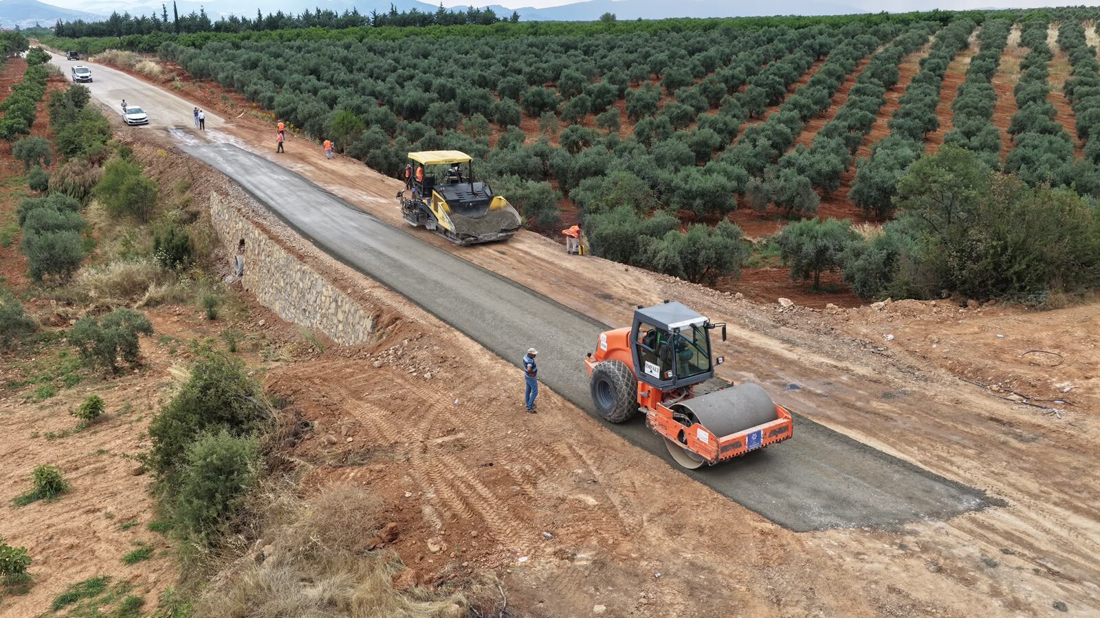 Yaparsa Çerçioğlu Yapar.. 20 Kilometrelik Yolda Çalışmalar Sürüyor (3)