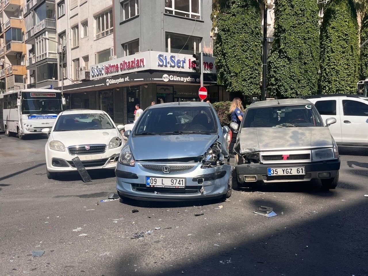 Aydın’da Zincirleme Trafik Kazası (1)