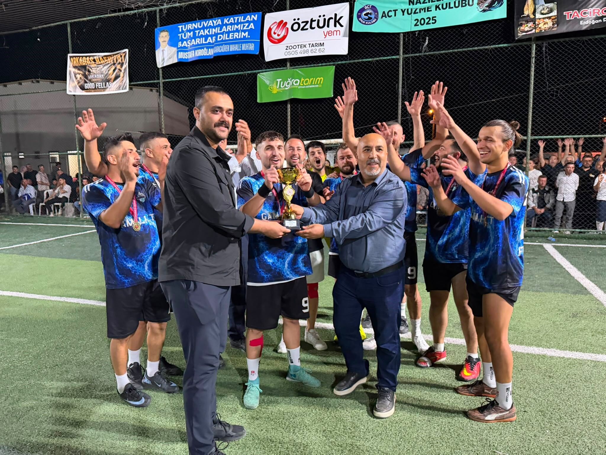 Karacören Futbol Turnuvası'nda şampiyon Dalama Spor oldu