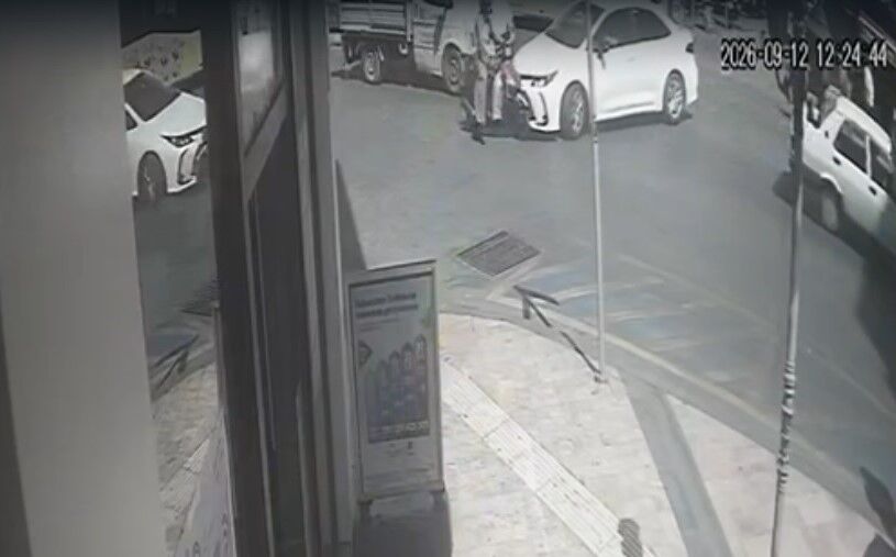 Aydın Efeler’de Otomobil Ile Motosiklet Çarpıştı (3)