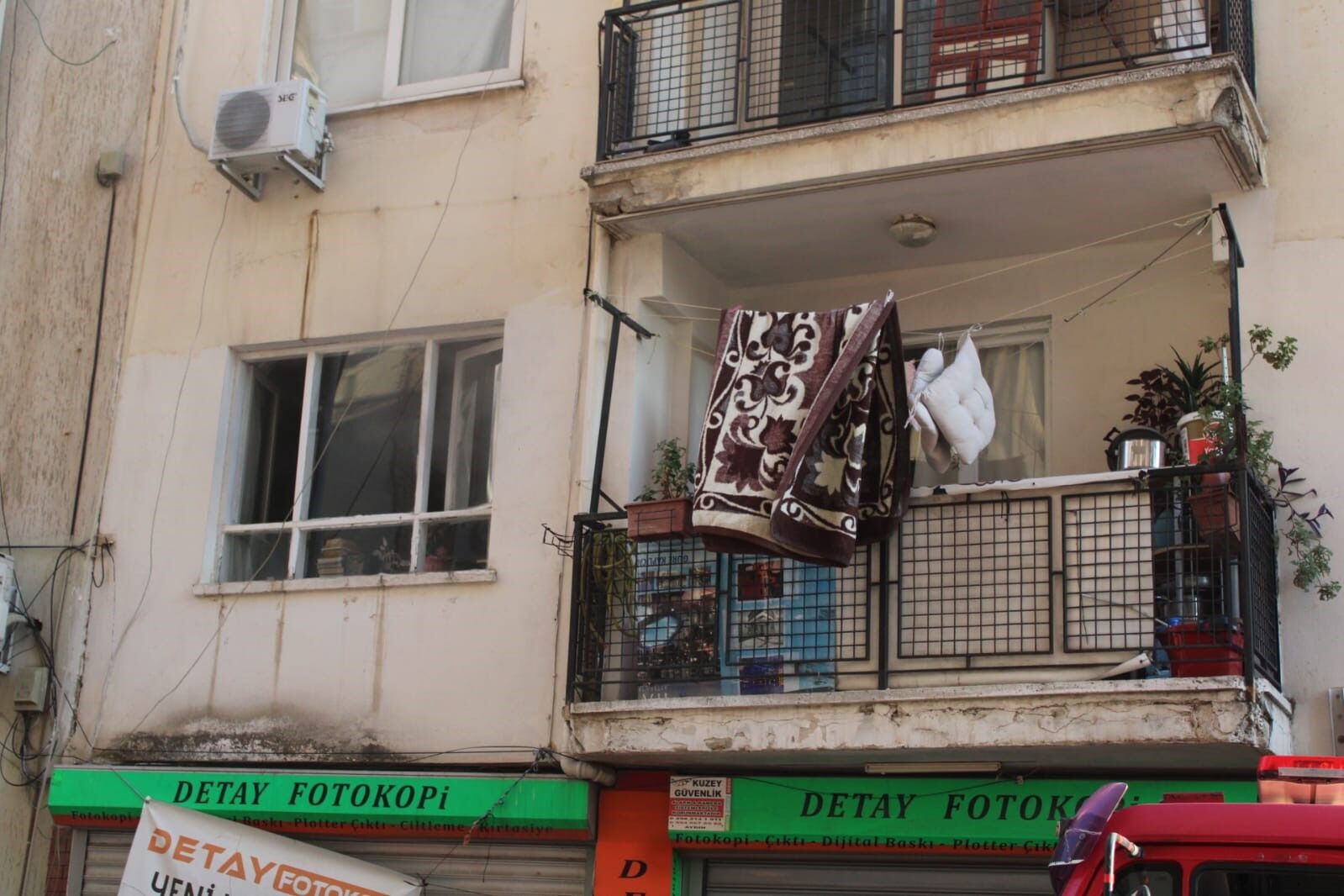 Aydın’da Yangın Çıktı, Ekipler Müdahale Etti (2)
